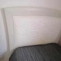 Letto singolo in massello 