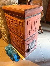 Stufa in terracotta marcata Becchi Forli Italia