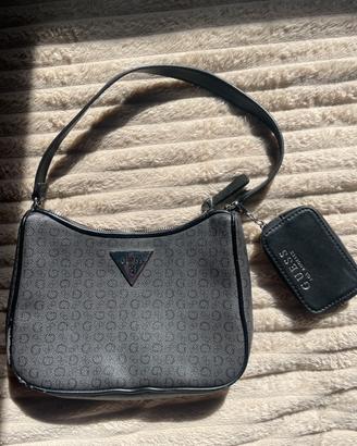 Borsa Guess nera originale con pochette abbinata