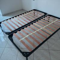 Coppia di reti letto