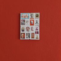 cornice con francobolli 