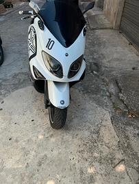 Yamaha T Max - 2002