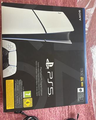 PS5 Slim Digital 1TB- COME NUOVA (usata pochissimo