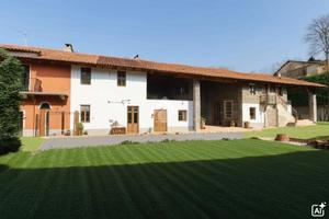 CASA SEMINDIPENDENTE A TROFARELLO