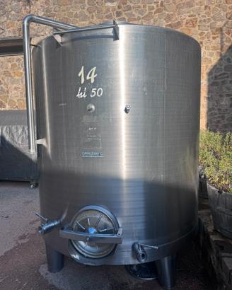 Serbatoio 50HL in acciaio per vino