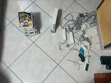 console wii con accessori cavi,controller e giochi