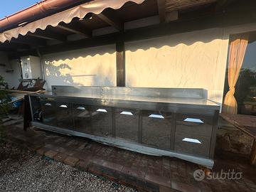 Tavolo refrigerato professionale in acciaio inox
