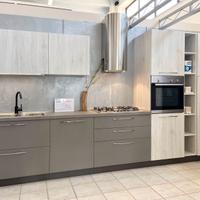 Cucina ARREDO3 modello KALI', fenix grigio