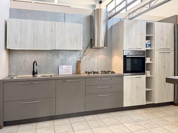 Cucina ARREDO3 modello KALI', fenix grigio