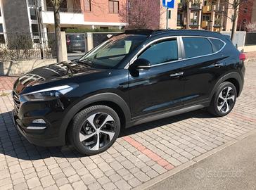 Hyundai tucson 1.7 xpossible nera