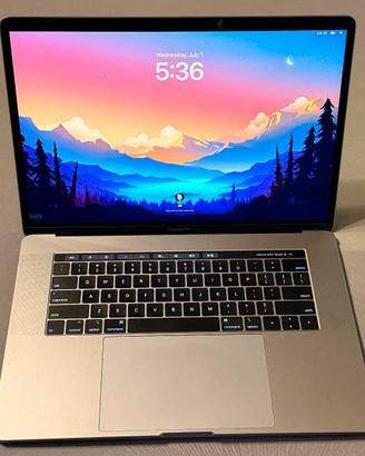 APPLE MacBook Pro 15 2018 i7 16GB 1024GB Radeon