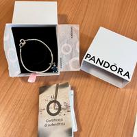 Bracciale Pandora con charm