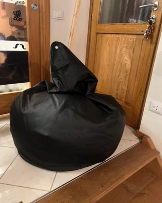 Poltrona “FANTOZZI” pouf sacco nera