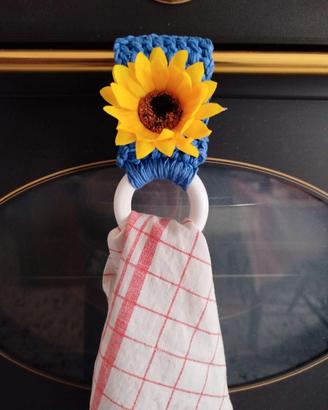 Fascia appendi salvietta all'uncinetto