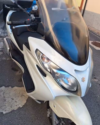 Suzuki Burgman 400 - 2010