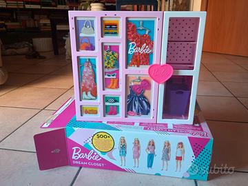 armadio barbie gioco