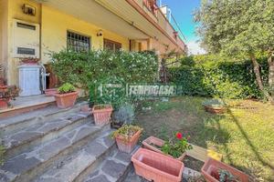 Villa a schiera in zona Valcanneto