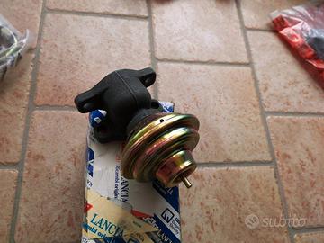 Valvola EGR emissioni motore Alfa 155 Fiat Croma 