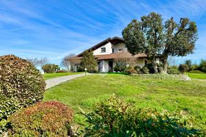 VILLA SINGOLA A CASIRATE D'ADDA