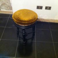 Sgabello pianoforte