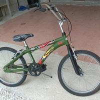 Bici BMX ragazzo