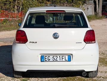 VOLKSWAGEN Polo 5ª serie - 2011