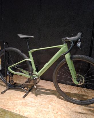 Gravel Mondraker dusty
