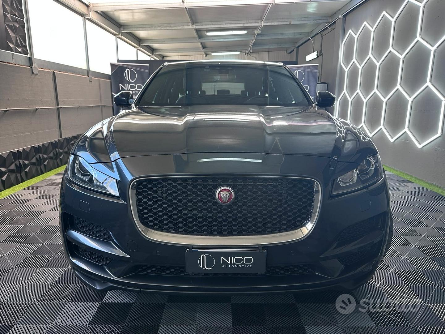 Jaguar F-Pace 2019 photo 2