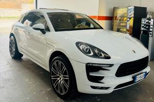 Porsche Macan S 3.0