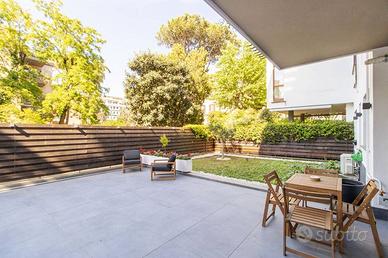 Appartamento di 90 m² con 2 locali e box auto a Ro
