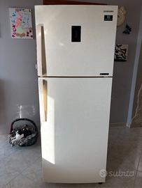 Frigorifero SAMSUNG No Frost Inverter