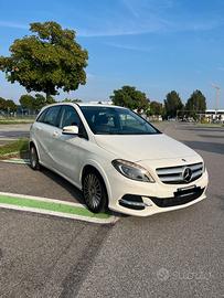 Mercedes Benz B class