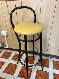 Sgabello imbottito ocra