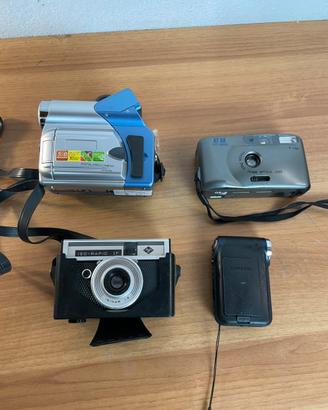Lotto fotocamere e videocamere vintage