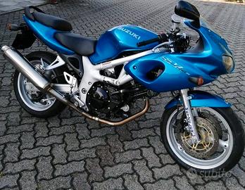 Suzuki SV 650 S soli 15 mila km iscrivibile ASI