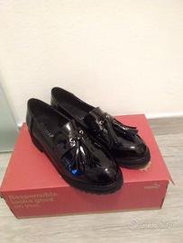 Mocassini vernice nera donna