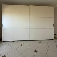 PRIVATO:- Vende Armadio Camera Letto.