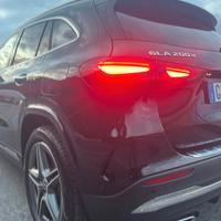 Mercedes-benz GLA 200 GLA 200 d Automatic AMG ACCE