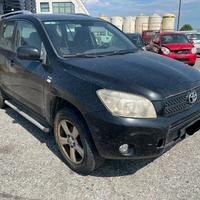 Ricambi usati Toyota Rav 4 2006 2.2 Diesel