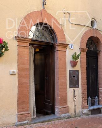 Appartamento con due camere e cantina