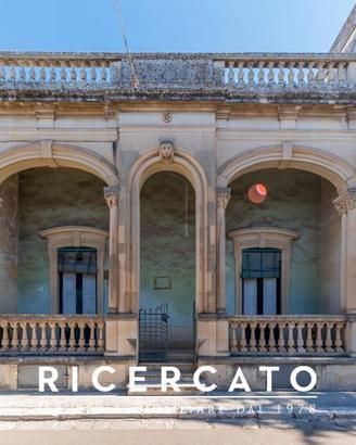 Villa di 265 m² con più di 5 locali a Calimera