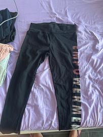 Leggins neri con scritta taglia L