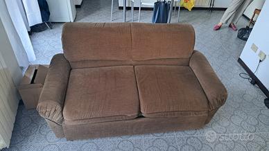 Divano letto a una piazza e mezzo