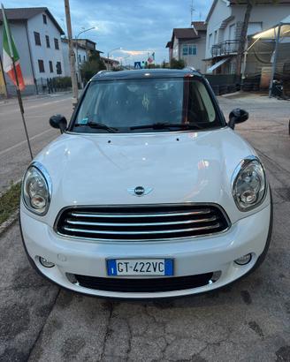 Mini Cooper Country Man All 4( Neopatentati)