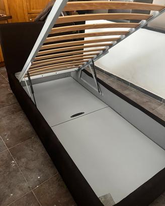 Letto con contenitore