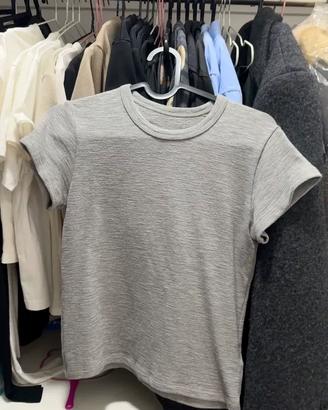 Maglietta da donna grigio chiaro