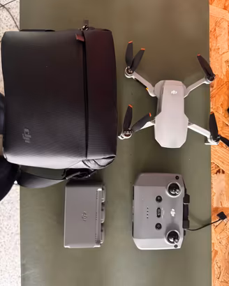 DJI Mini 2 Fly More Combo