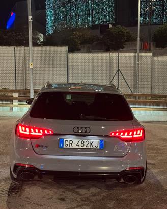 Audi RS4 450CV  FULL EXCLUSIVE