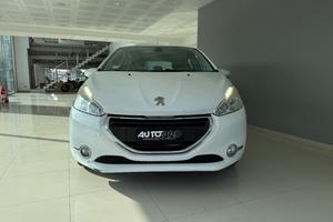PEUGEOT 208 1.4 HDi 68 CV 5p. Allure