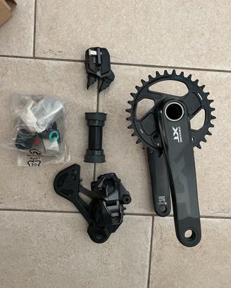 Shimano XT Di2 M8200 Gruppo MTB 1x12v
